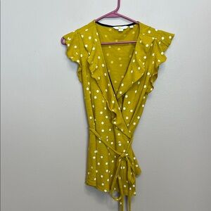 Boden Yellow Short Sleeve Tie Wrap Top with White Dots